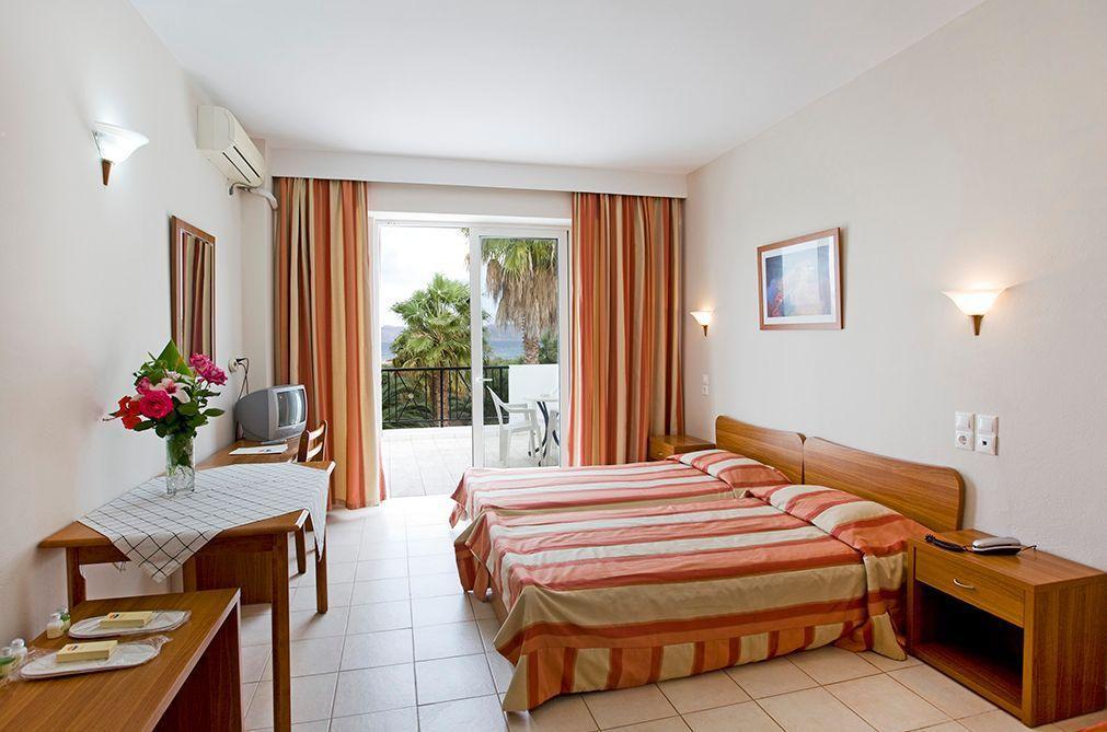 Cavo D' Oro Hotel Marmari  Camera foto